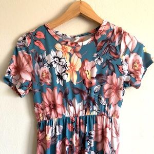 EUC PinkBlush Floral T Shirt Maternity Dress w/ Pockets Size S